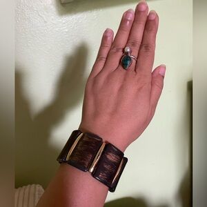 Gold and wood bracelet